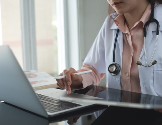 AutoCID: ferramenta inovadora aprimora consultas em pronto atendimento