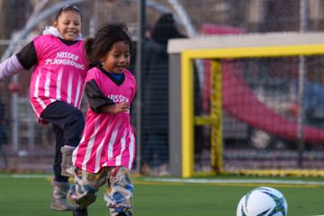 love.fútbol atinge o marco de 100 espaços esportivos em 23 países e reforça impacto global do esporte para o desenvolvimento