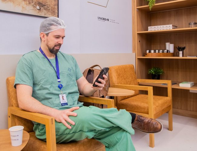 Médicos da Santa Casa ganham novo espaço de convivência no Hospital Dom Vicente Scherer